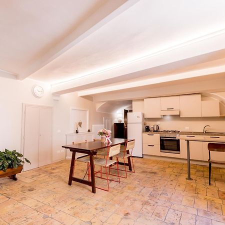 Appartamento In Centro Via Porta Fuga Spoleto Exteriör bild